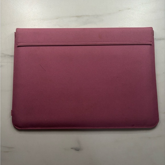 Herschel Supply Company laptop sleeve - Picture 2 of 2